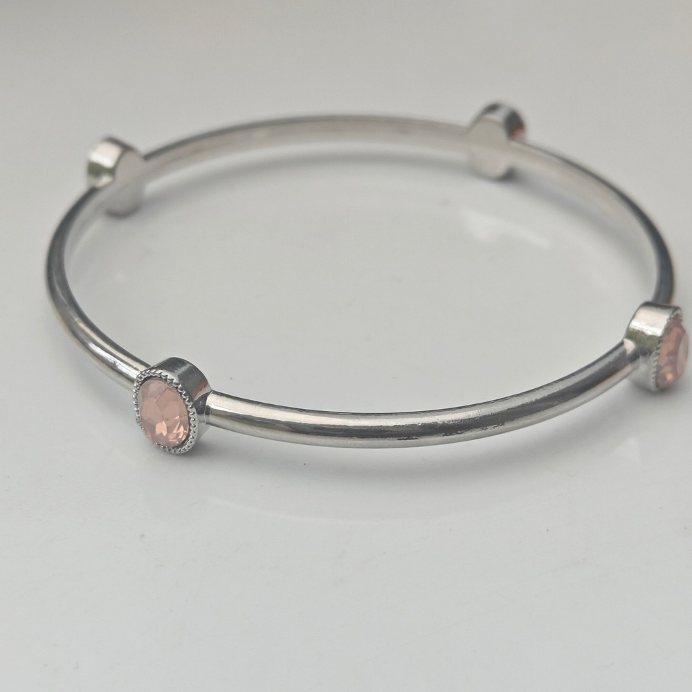 Silver Tone Bangle Bracelet with Peach Pink Oval Crystals Rhinestone 8 Inch
